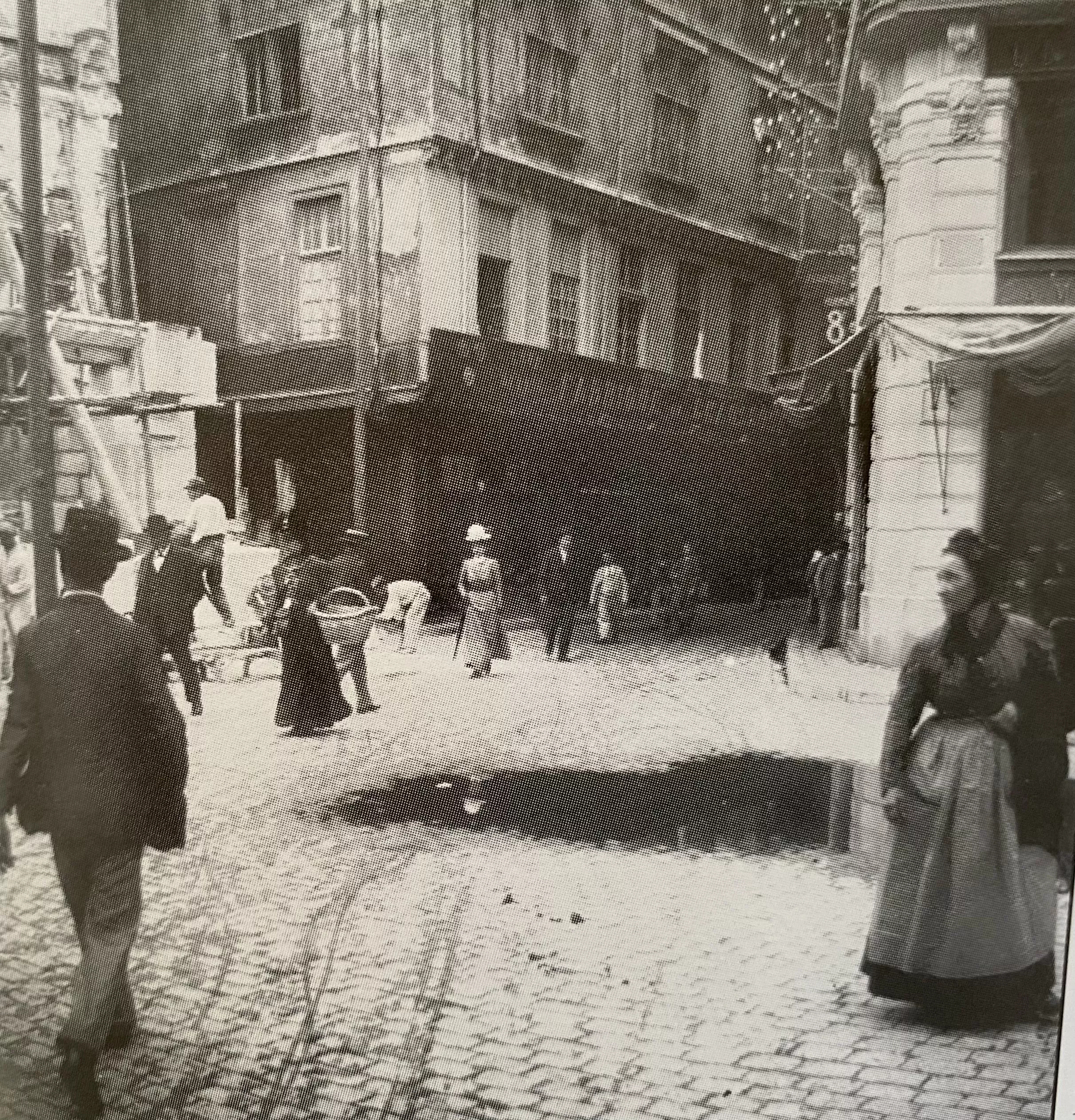 Travaux d'alignement, place Carnot AVIGNON