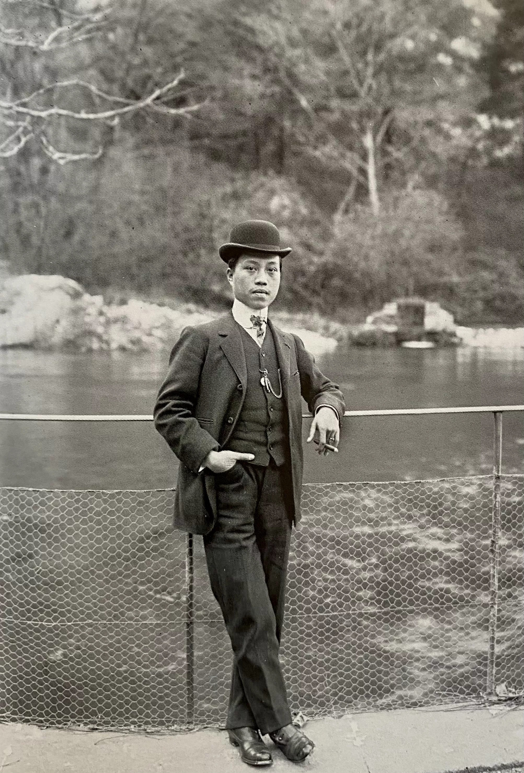 Portrait d'un prince de l'Annam FONTAINE-DE-VAUCLUSE